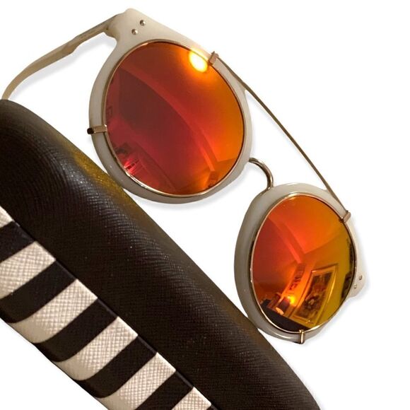 ❤️SOLD❤️Henri Bendel Maggie Round Sunglasses - Picture 4 of 8